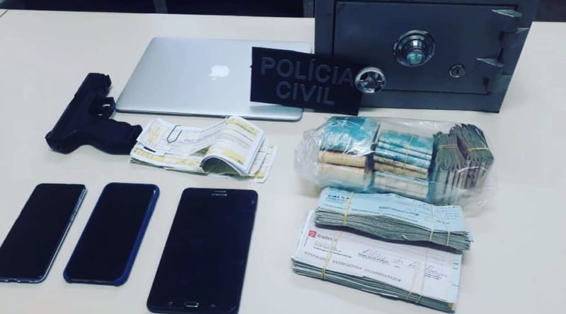 polícia civil apreende dinheiro em espécie