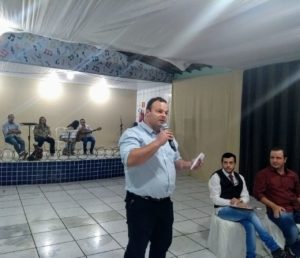 prefeito anuncia adicional por tempo de serviço