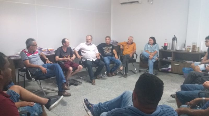 grupo discute candidatura a prefeito