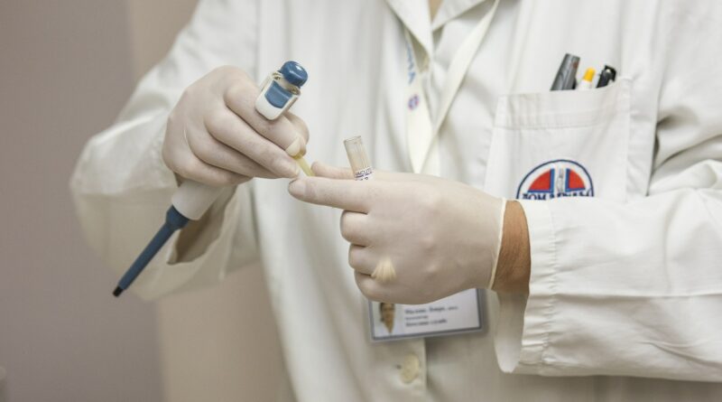 médico