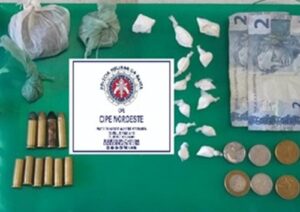 material apreendido pela polícia