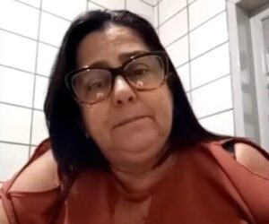 vereadora aderian apresentou moções