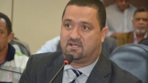 deputado apresenta indicação em defesa da mulher