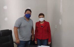 reunião com a deputada