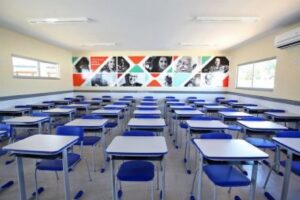 REFORMAS EM ESCOLAS