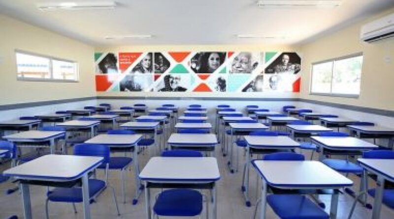 REFORMAS EM ESCOLAS